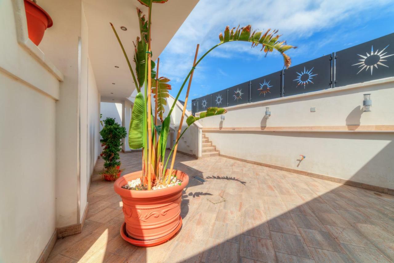 Apartamento Cento Passi Dal Mare By Latuapuglia San Pietro in Bevagna Exterior foto
